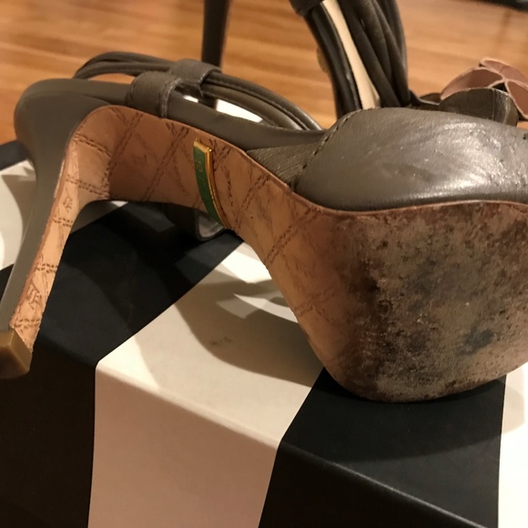 L.A.M.B. Veena Gray Platform Sandals with Flower - Picture 10 of 16